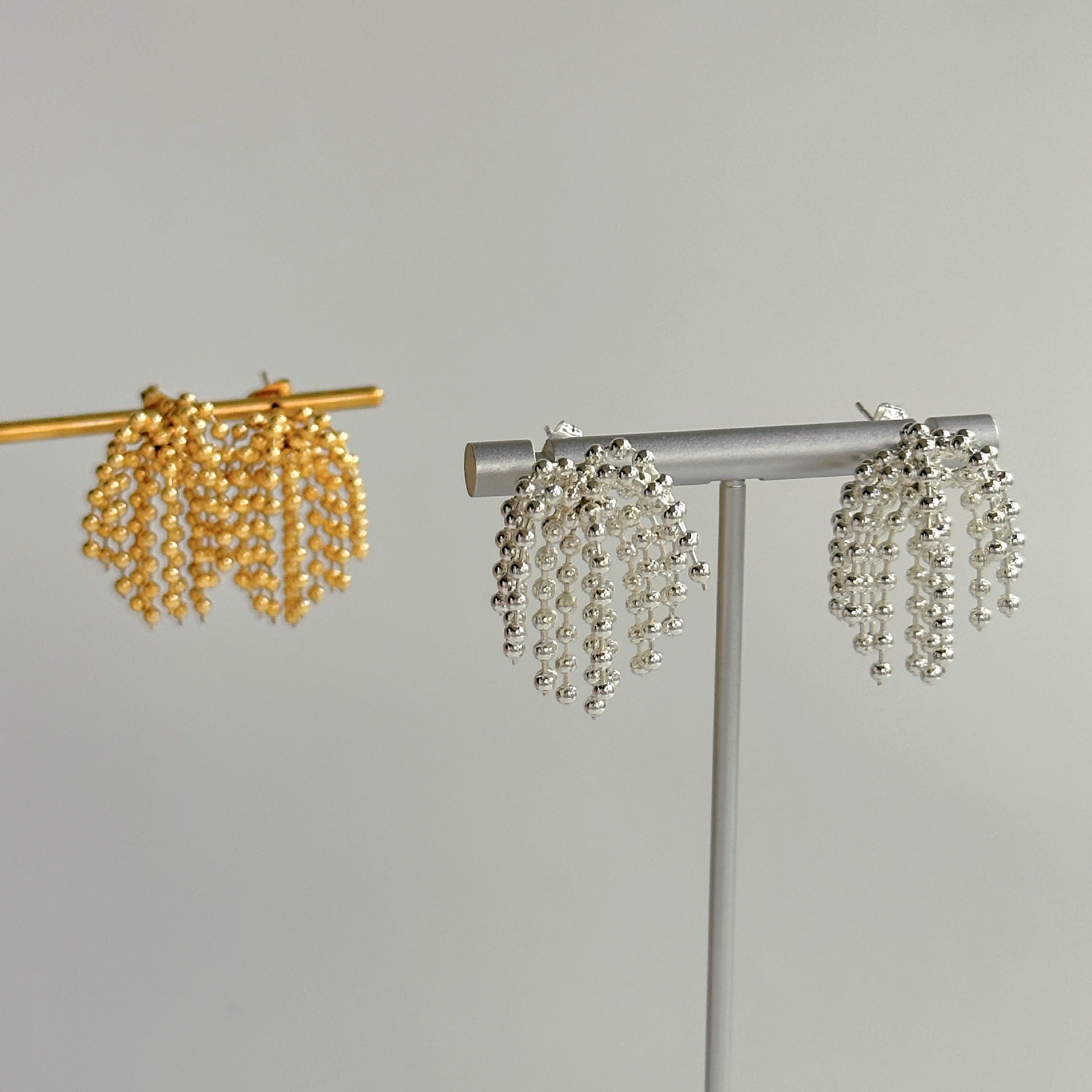 Wholesale  vintage titanium steel polished round bead tassel gold and silver earrings