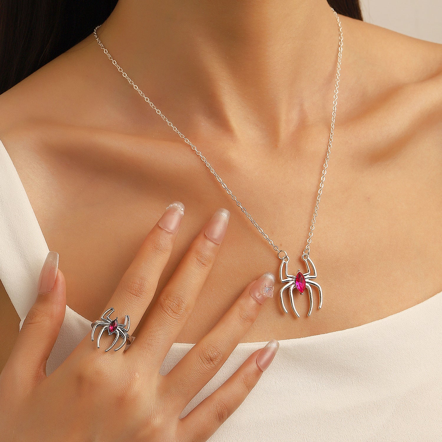 Wholesale Dark Punk Insect Necklace and Bracelet Set Alloy Electroplated Trendy Layering Jewelry Gift
