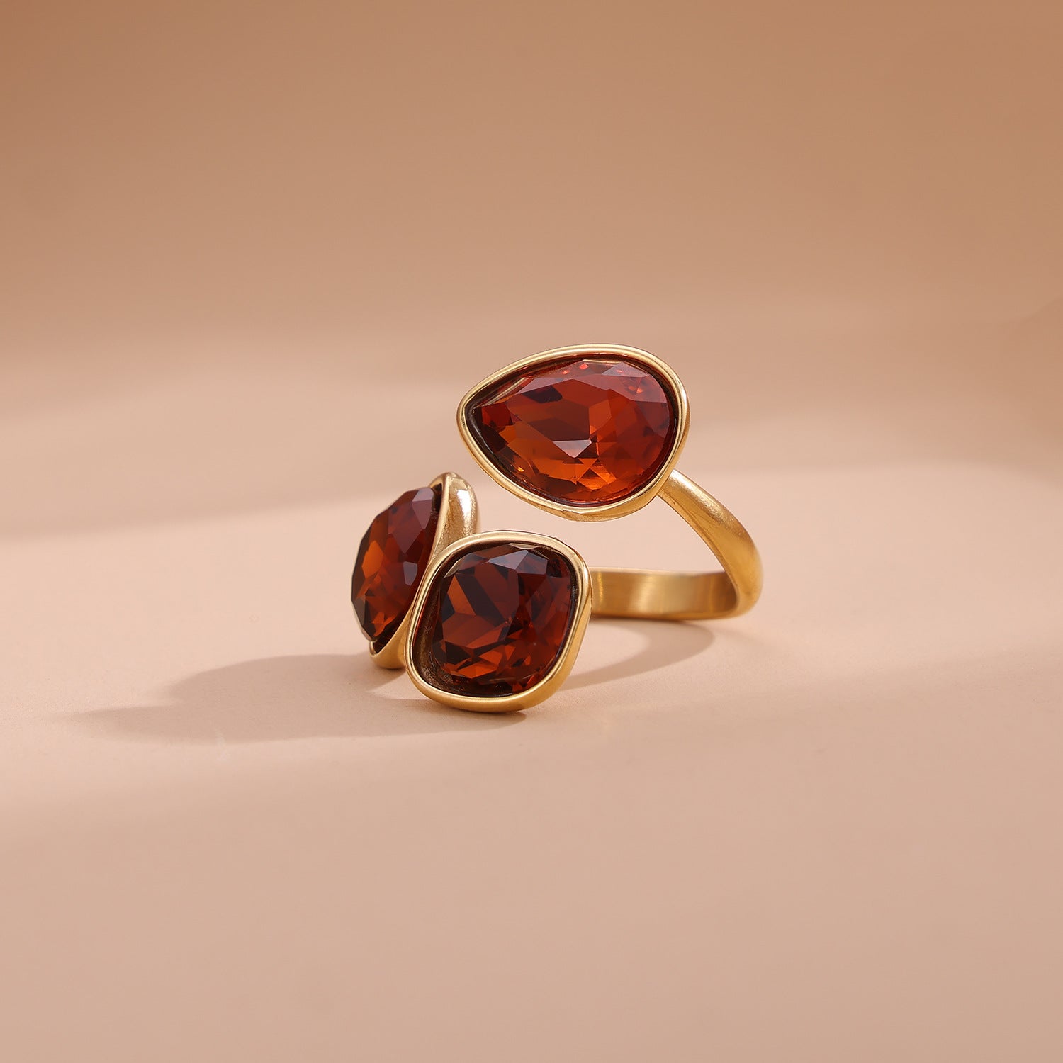 Wholesale Colorful titanium steel 18K gold-plated open water droplet square ring