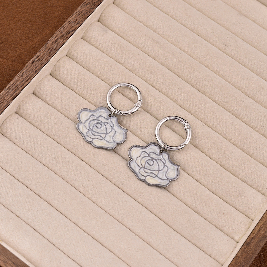 Wholesale Vintage Zinc Alloy Four Leaf Clover Pendant Shoe Charm DIY Bag Fashion Accessory