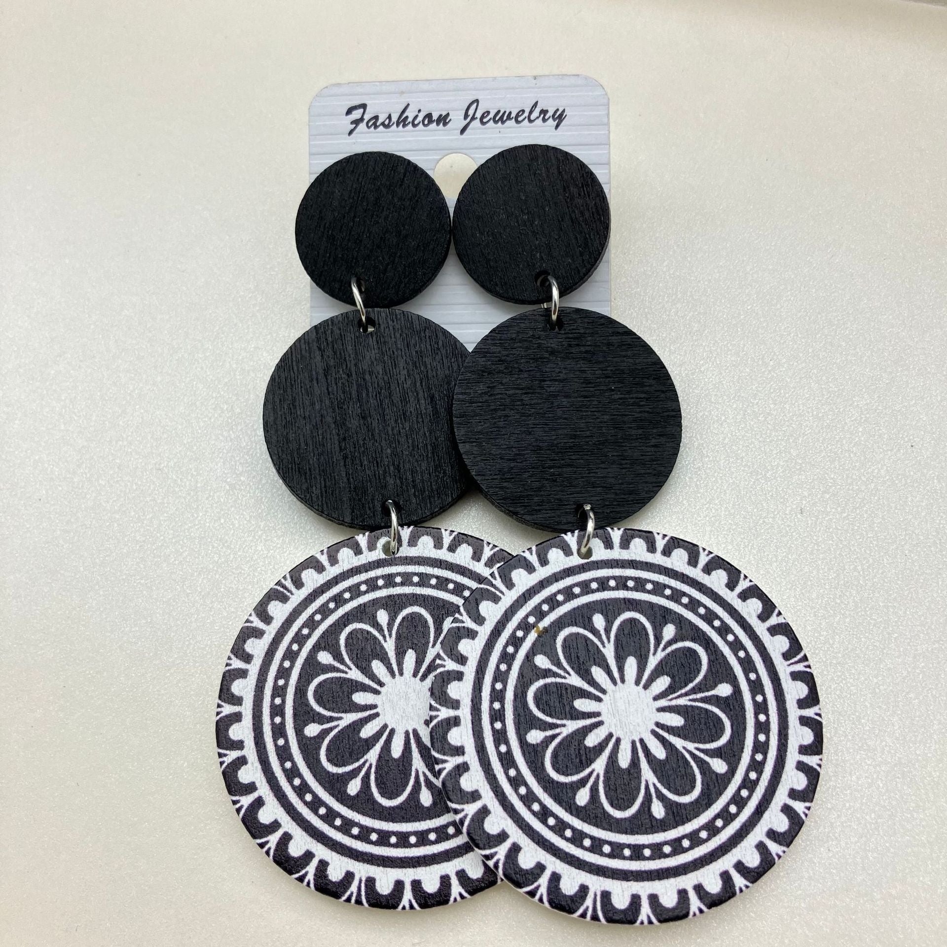 Wholesale Vintage Black and White Disc Earrings Wood Earrings ACC-ES-FX021