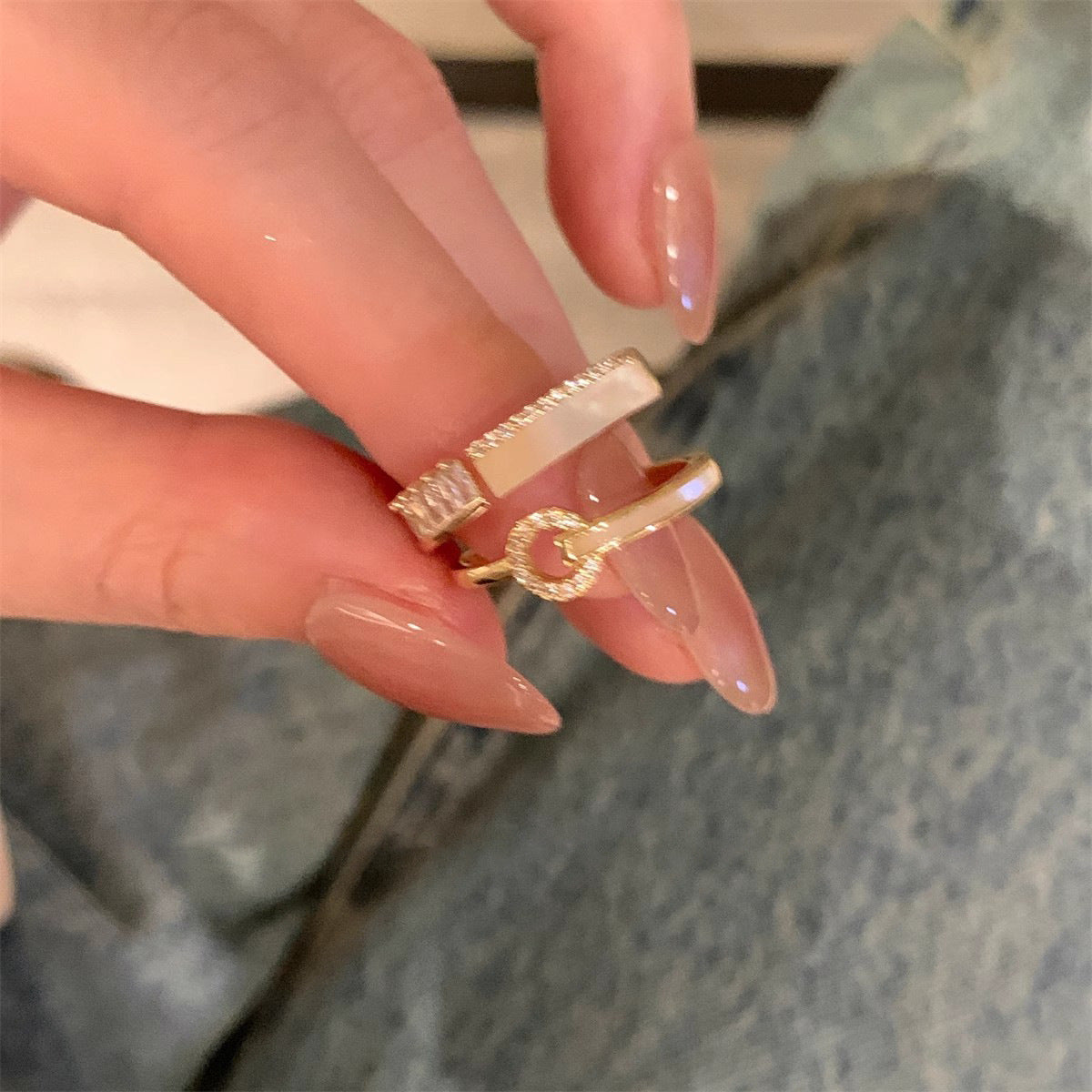 Wholesale Simple and Fashionable Zircon Design Sense Stacked Ring