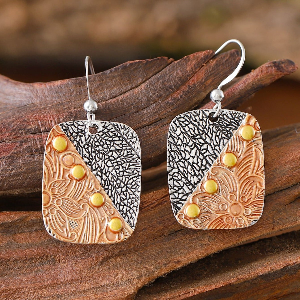 Wholesale Retro Old Carved Vein Pattern Geometric Square Earrings