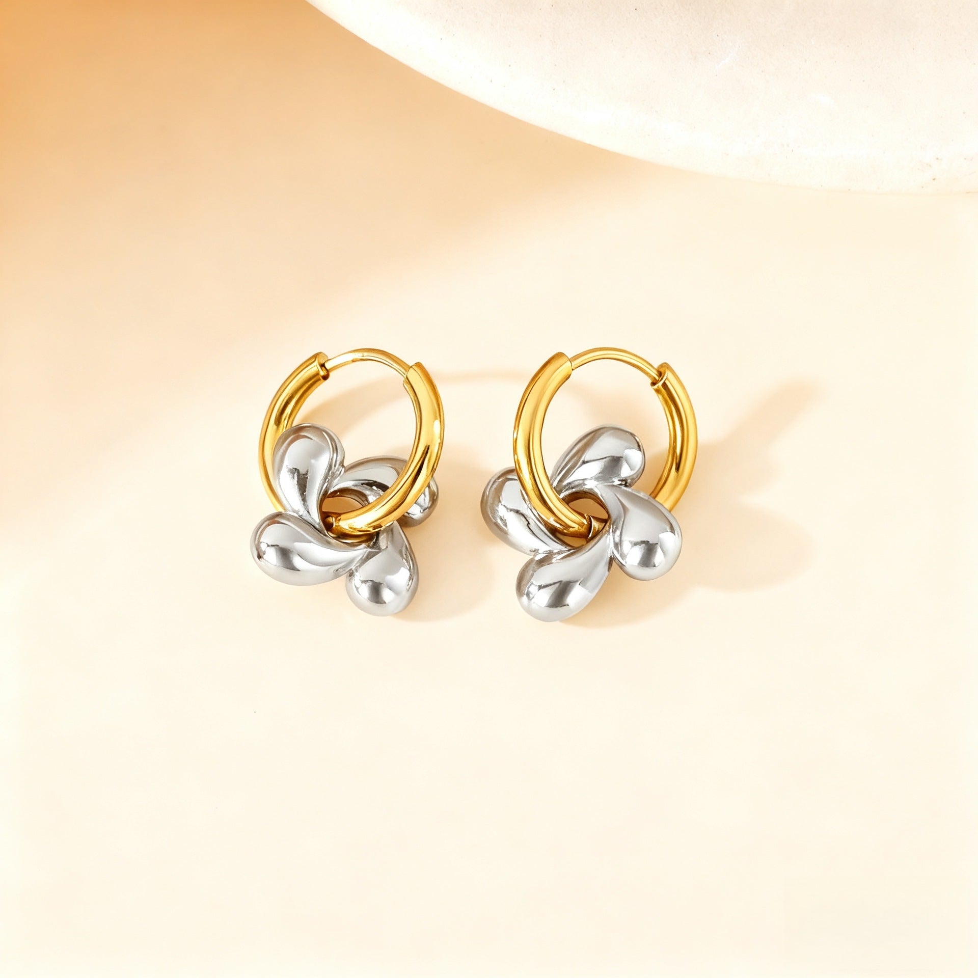 Wholesale Love Elegant Earrings Ear Buckle Titanium Steel Star Moon Geometric Earrings Light Luxury Earrings