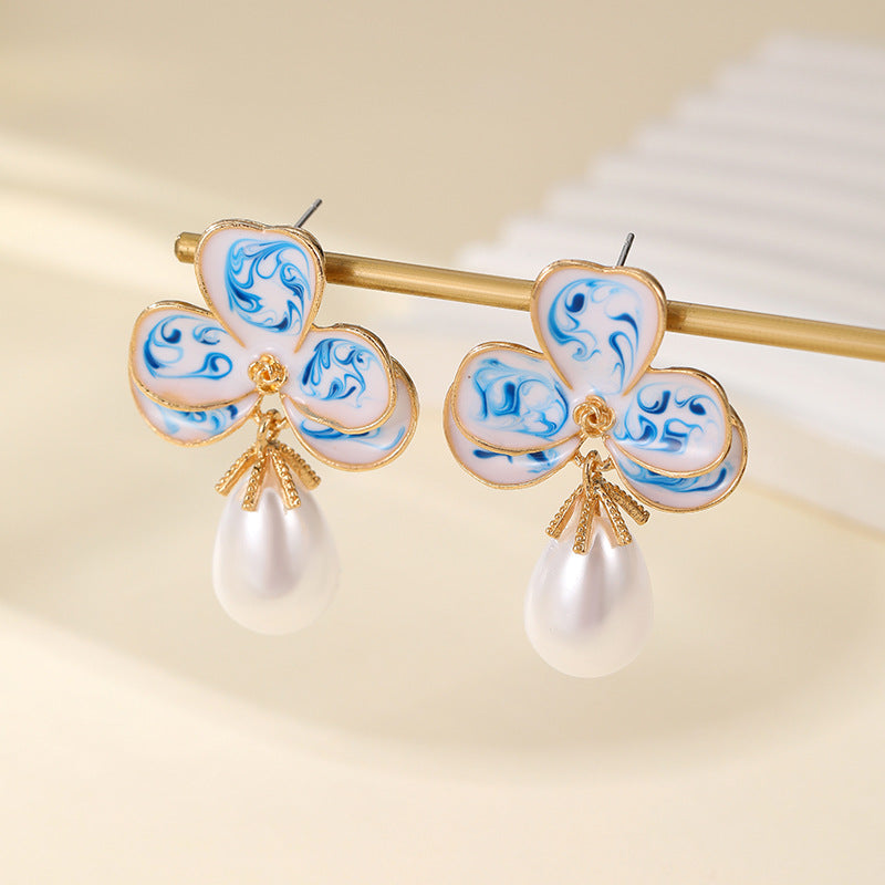 Wholesale Oil Dripping Flower Love Earrings