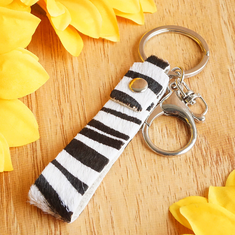 Wholesale of 2pcs/pack Leopard Zebra Cow Camo Genuine Leather Horse Hair Keychain ACC-KC-HY014
