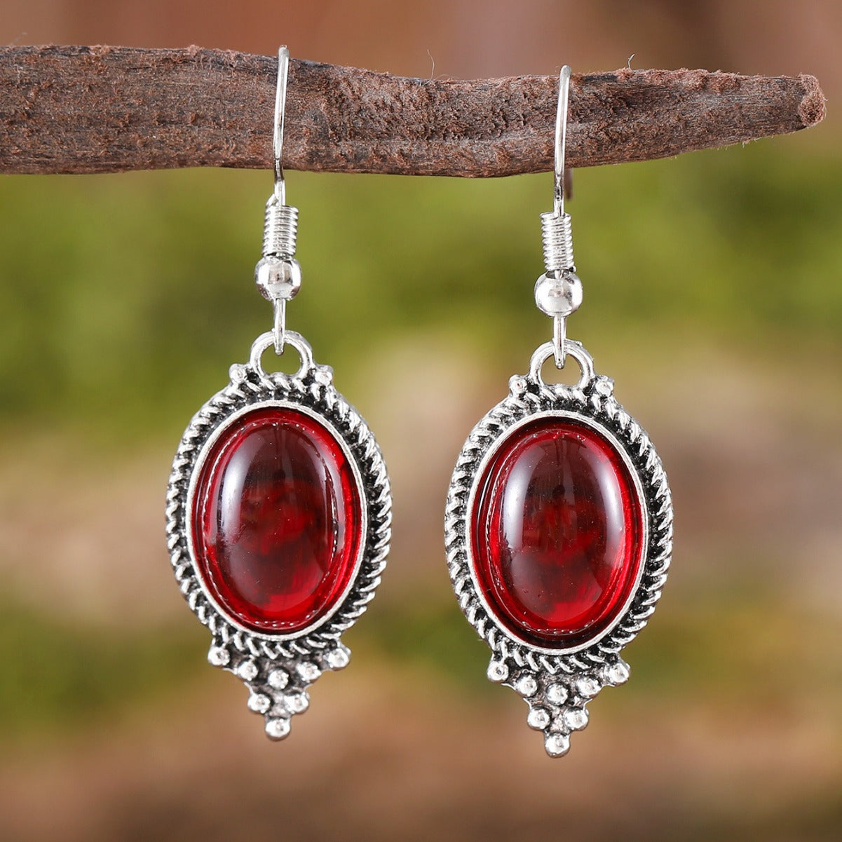 Wholesale Vintage Exquisite Embossed Ruby Oval Glass Pendant Earrings Necklace suit