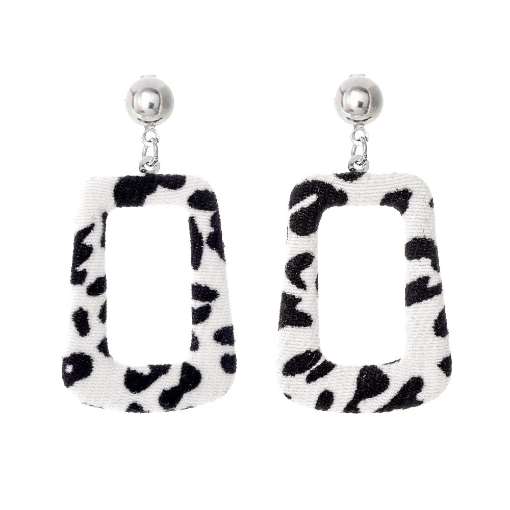 Wholesale Houndstooth Geometric Drop Earrings - Retro Fashion Accessory for Party Wear