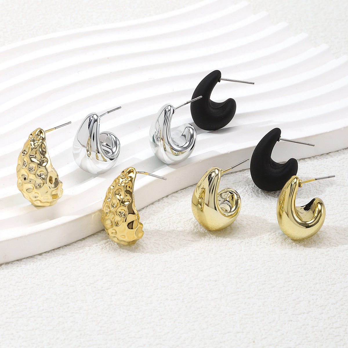 Wholesale Water drop hammer pattern metal geometric earring set