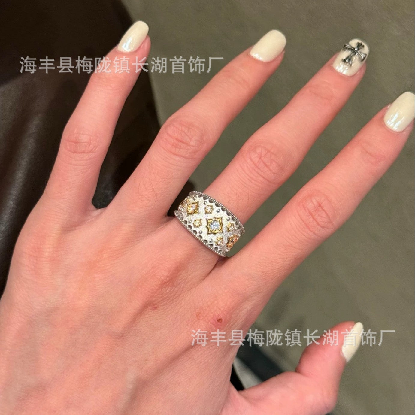 Wholesale Vintage Brushed Four-Pointed Star Wide Ring Adjustable Copper Electroplated Fashion Accessory