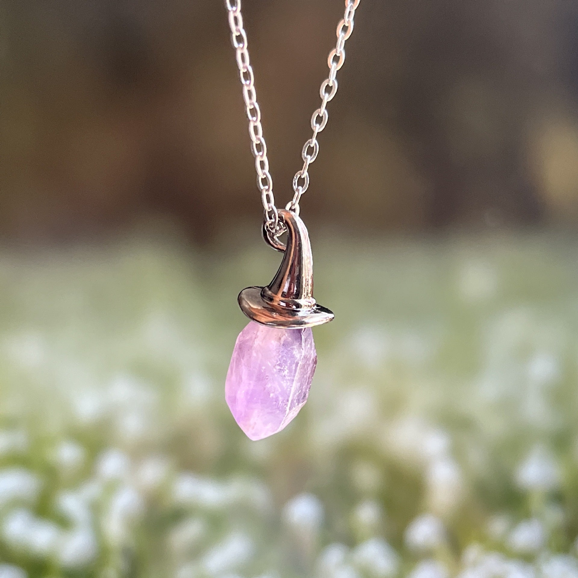 Wholesale  Retro Natural Amethyst Hexagonal Column Witch Hat Pendant Necklaces