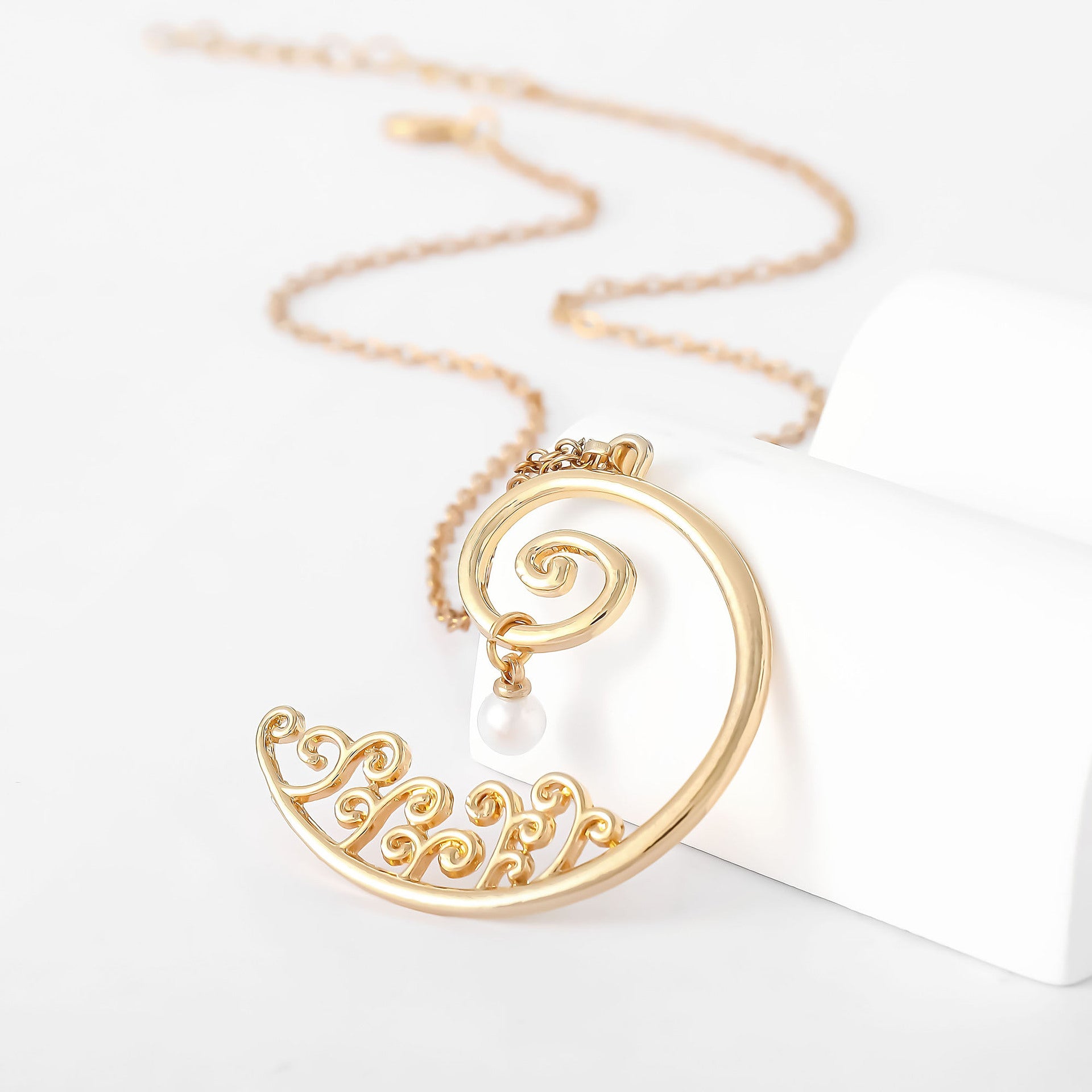 Wholesale Mother's Day Necklace Gold Pearl Pattern Pregnant Belly Button Shape Necklace