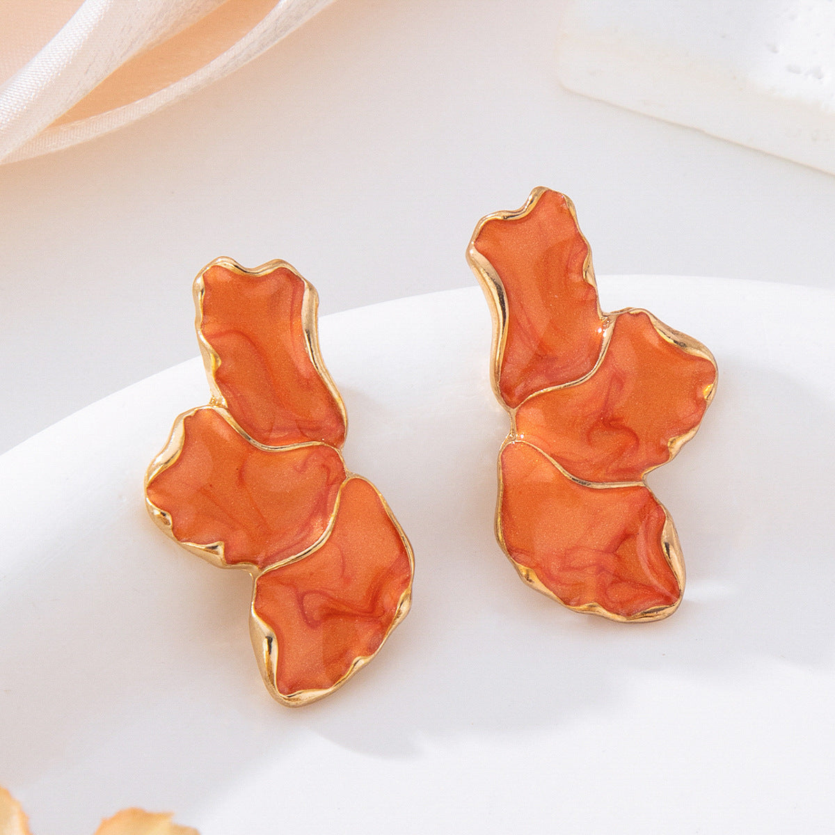 Wholesale Floral Leaf Drip Glaze Alloy Earrings,  Trendy Fashion Accessory for Party or Boutique Resale