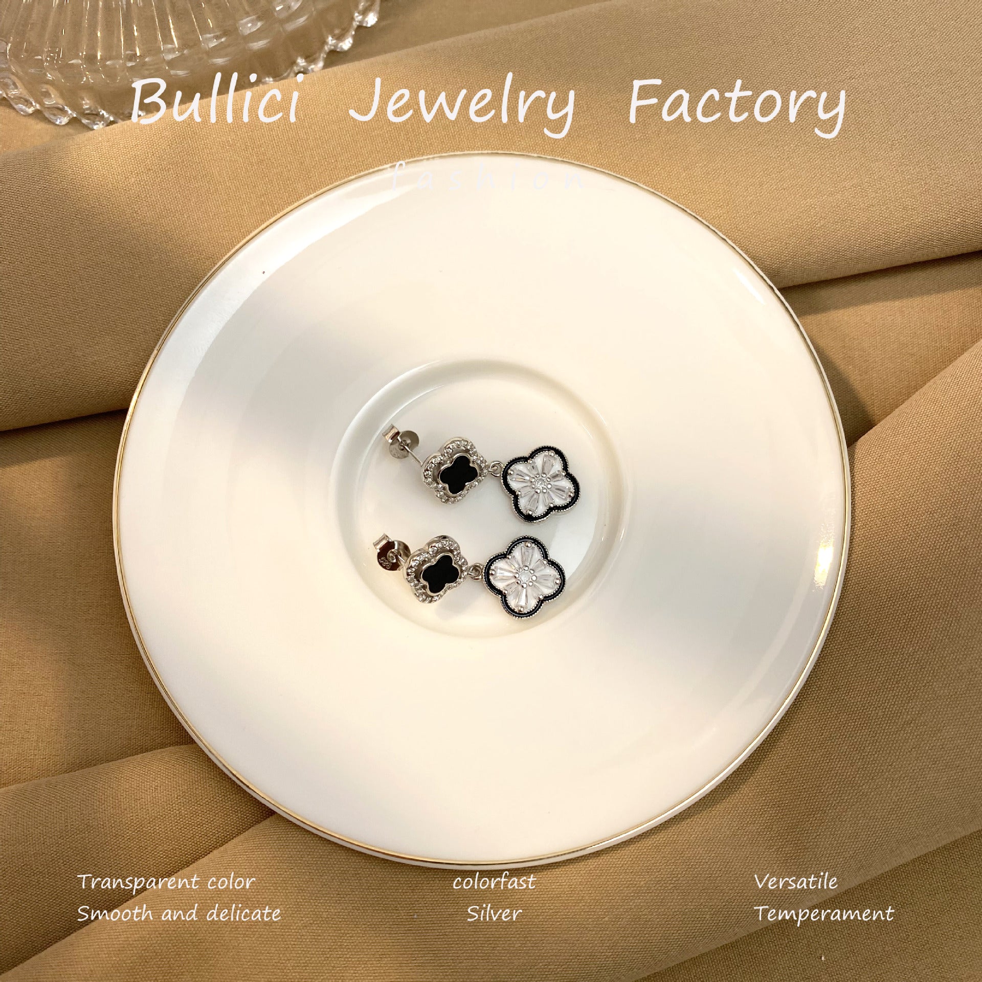 Wholesale S925 Sterling Silver Four-leaf Clover Earrings