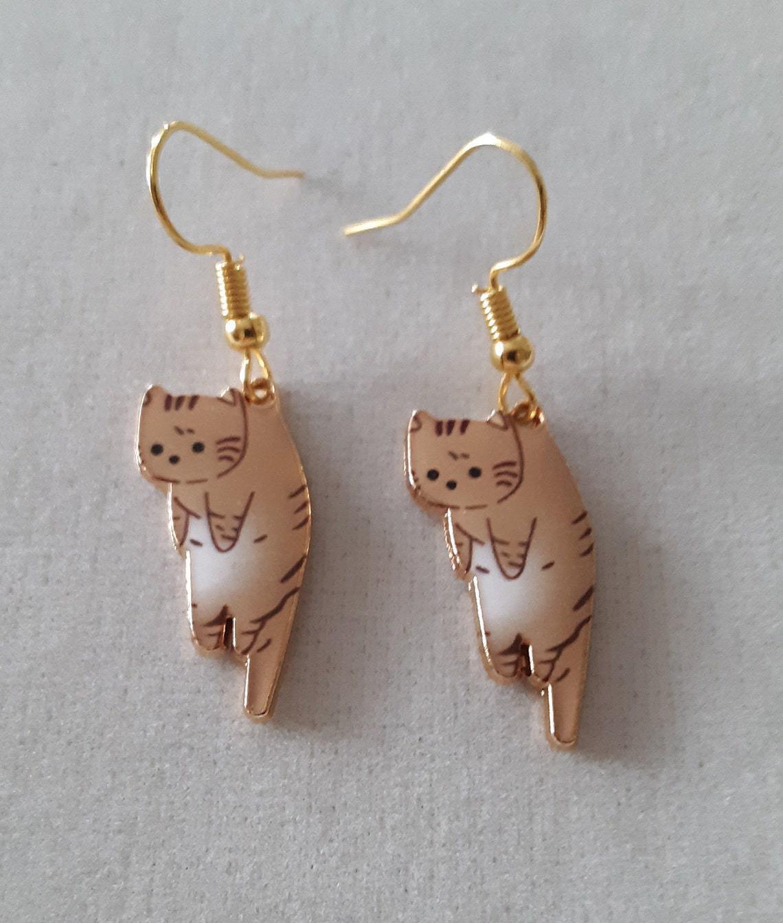 Wholesale alloy cartoon anime cat cute earrings