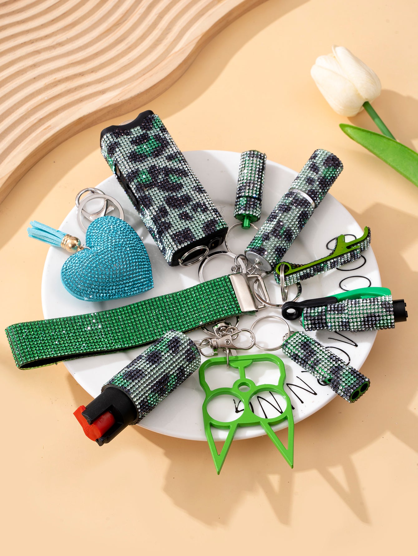 Wholesale Outdoor DIY Keychain 11-piece Set Jewelry Accessories Bottle Convenient Keychain Pendant ACCVIP-KC-ZhiYa020