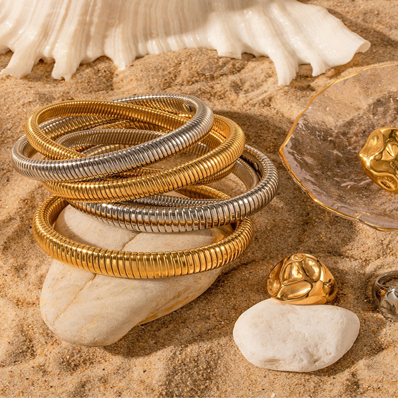 Wholesale Titanium Steel Bracelet with Exaggerated Metal Vertical Stripes ACC-BT-BTB001