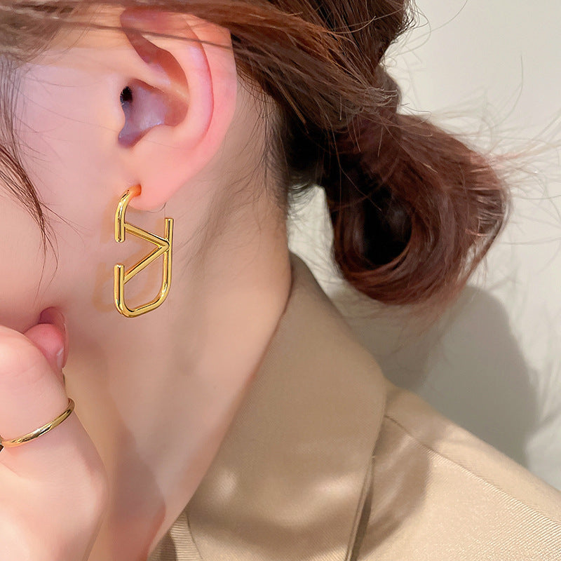 Wholesale Silver Needle Letter Geometric Earrings ACCVIP-ES-KJ001