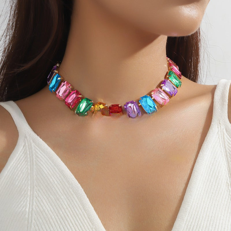 Wholesale Exaggerated Geometric Love Color Rhinestone Clavicle Necklace ACC-NE-JunJie012