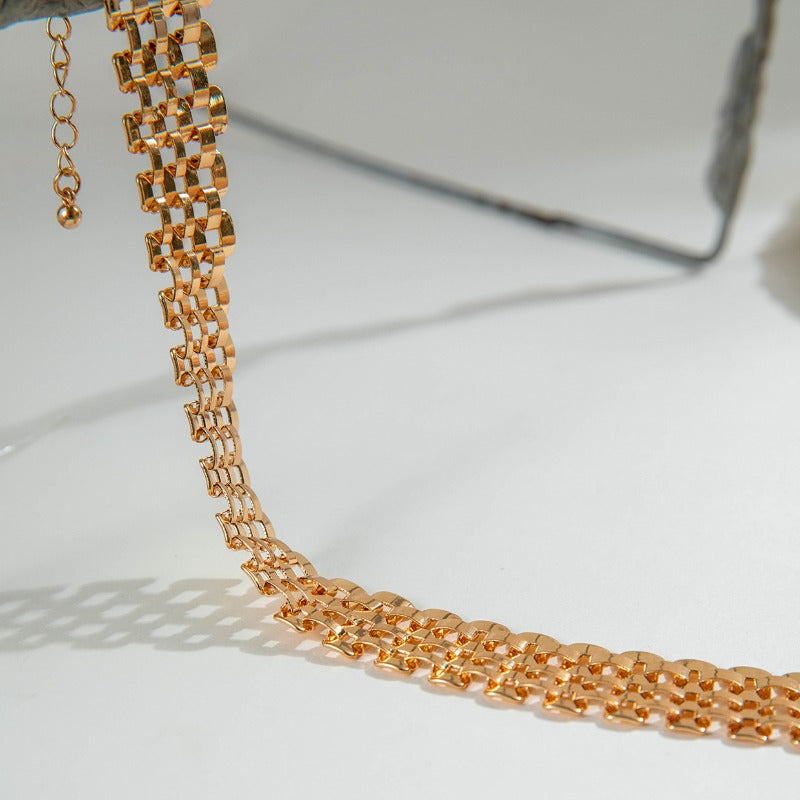 Wholesale Exaggerated Metal Hollow Mesh Alloy Clavicle Necklaces ACC-NE-YongGe018