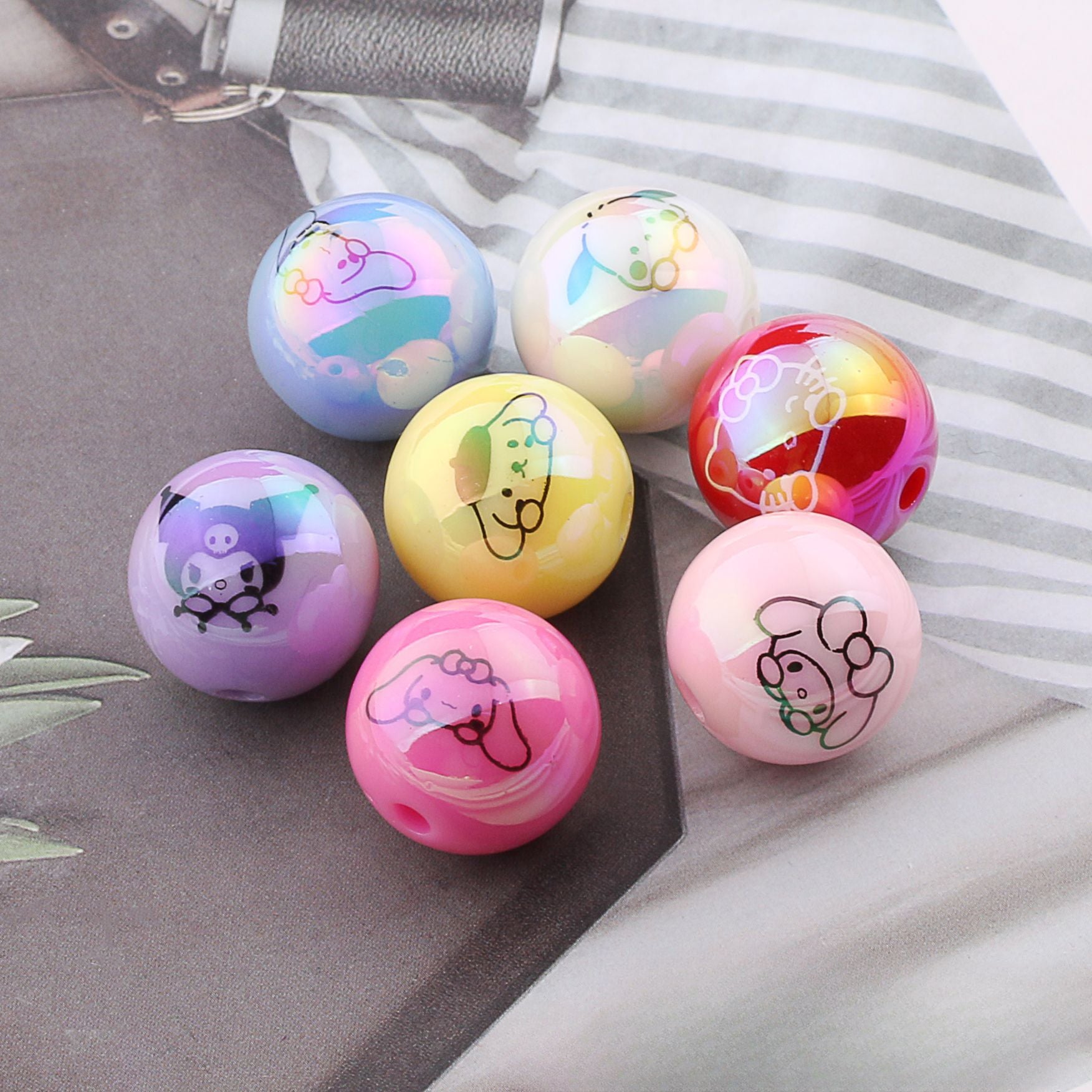 Wholesale 20pcs Acrylic Cartoon Printing UV Plated Color Straight Hole Round Beads DIY Accessories ACCVIP-BDS-ZhiXiang002