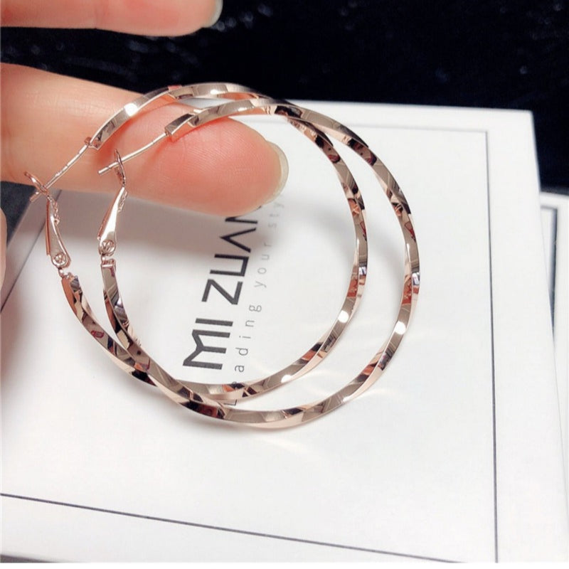 Wholesale Exaggerated Large Hoop Earrings ACC-ES-KaiKang003