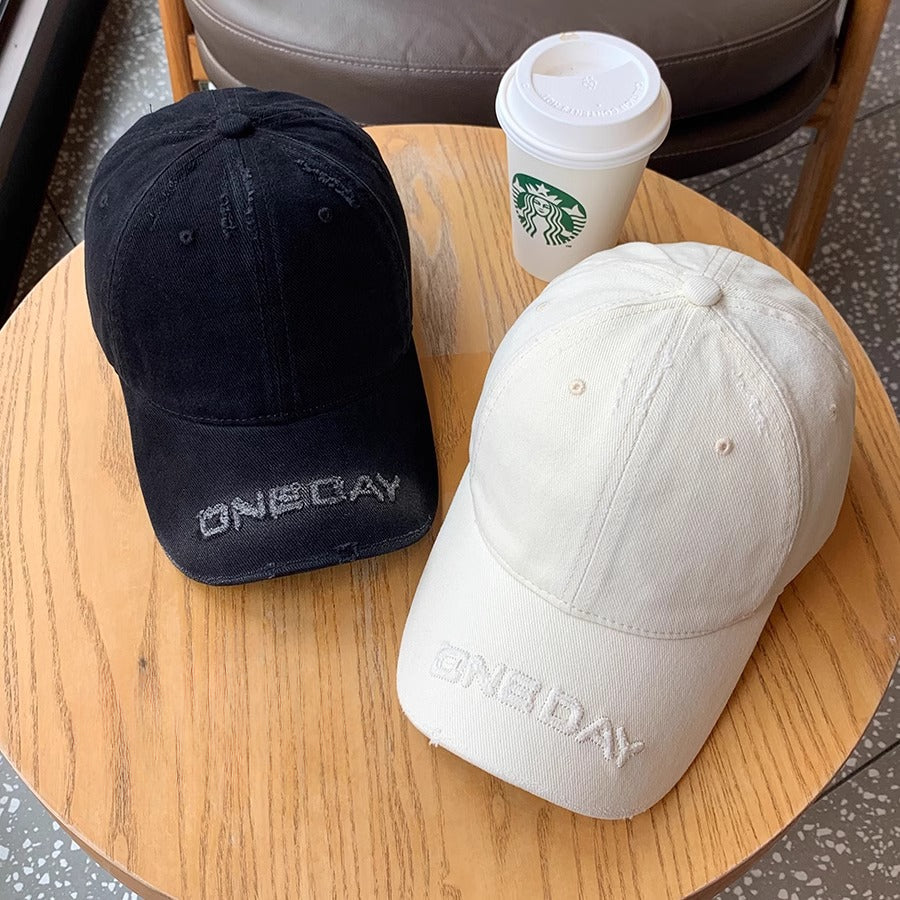 Wholesale Retro Frayed Edge Tie-dye Letter Hole Baseball Cap ACC-HT-Ruix007