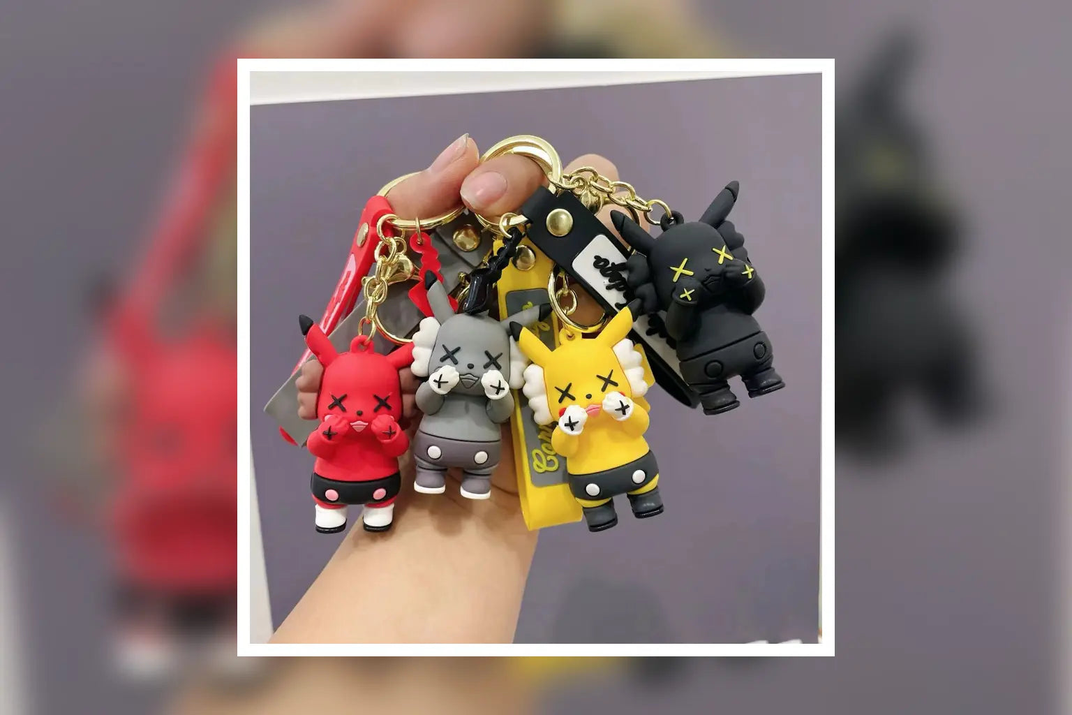 Real AccsWholesale PVC keychains as trade show giveaway material examples
