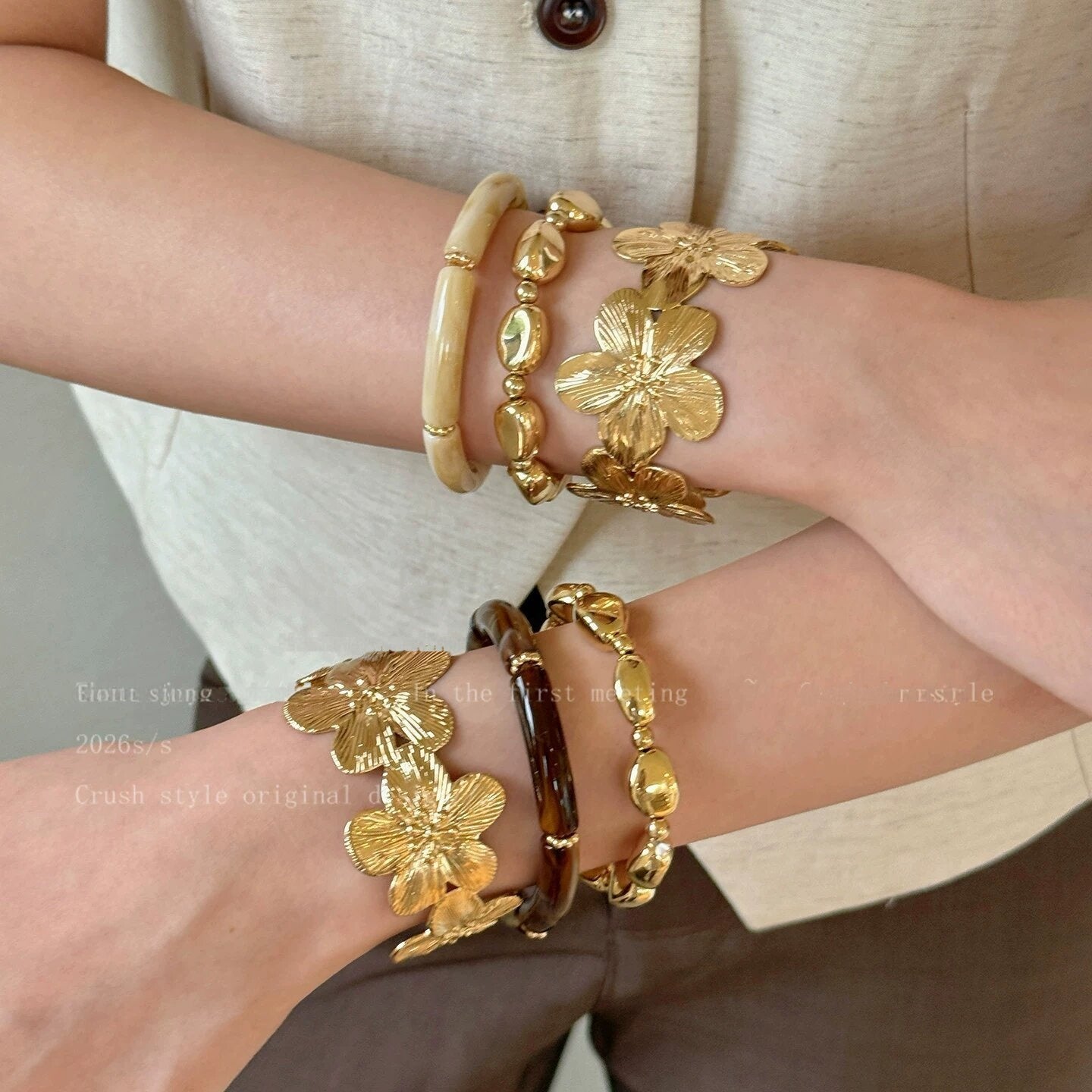 Wholesale Vintage Flower Beaded Bracelet Set For Women Gold Plated Alloy Retro Stackable Jewelry Everyday Wear Gift