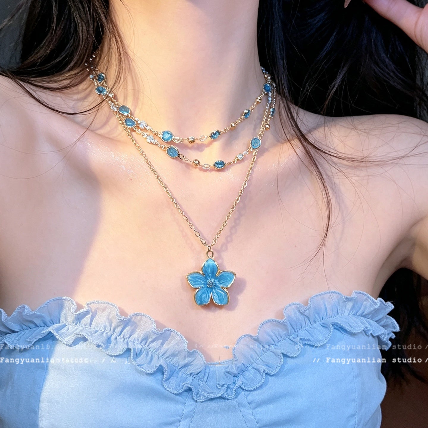 Wholesale Seaside Vacation Multi Layer Blue Flower Necklace Chic Fashion Accessory Gift Boutique Resale