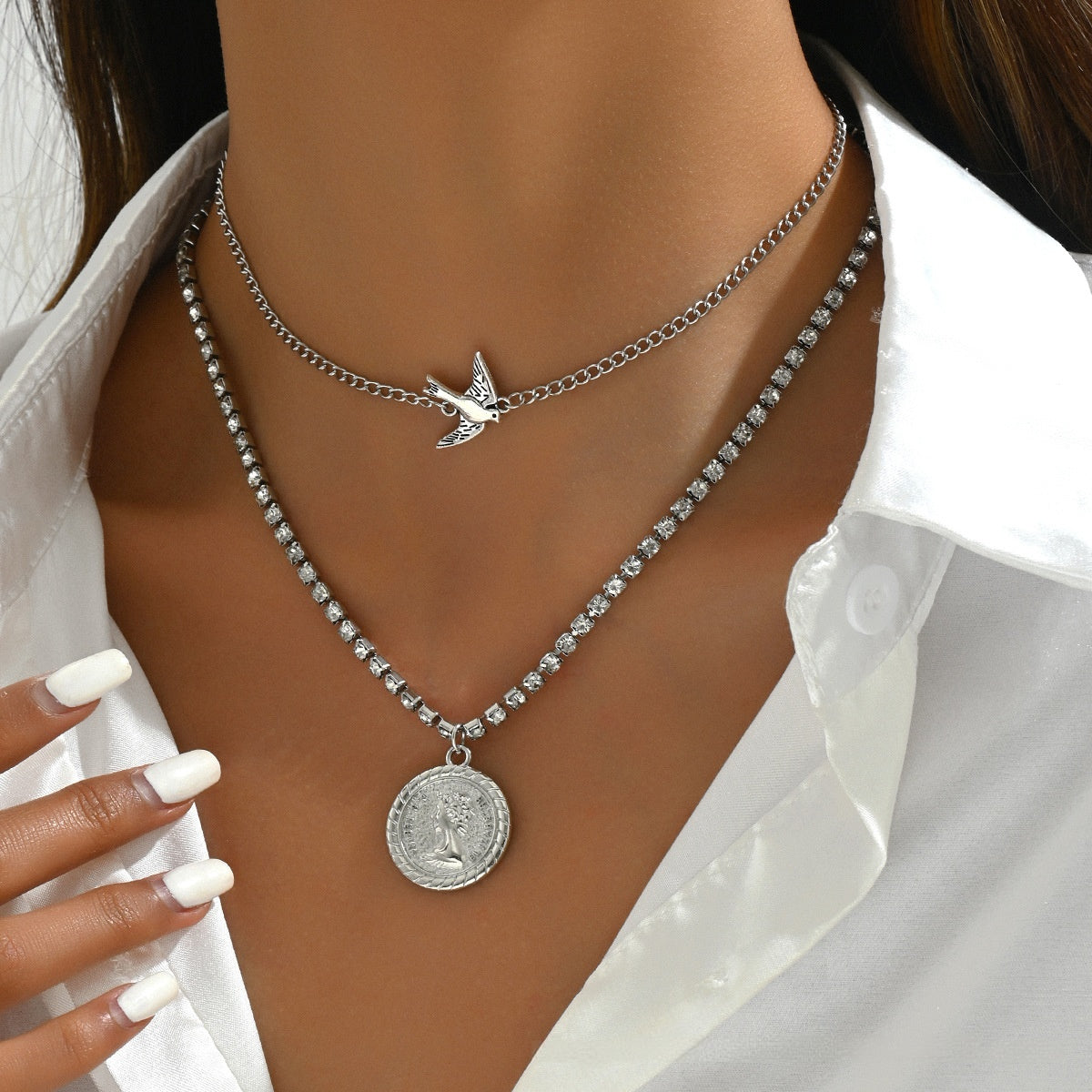 Wholesale Copper Vintage Pigeon Pendant Necklace for Women,  Punk Style Layering Jewelry Gift