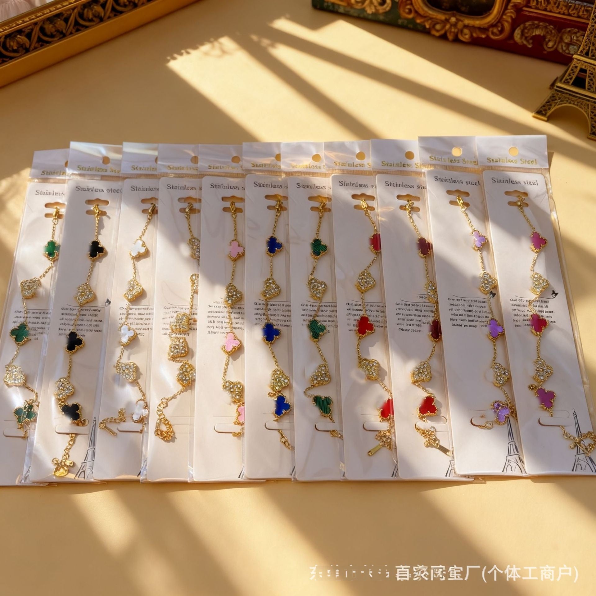 Wholesale Titanium Steel Four-Leaf Clover Bracelet with Mother-of-Pearl and Crystal Stones,  Women' s Fashion Jewelry Accessory ACCVIP