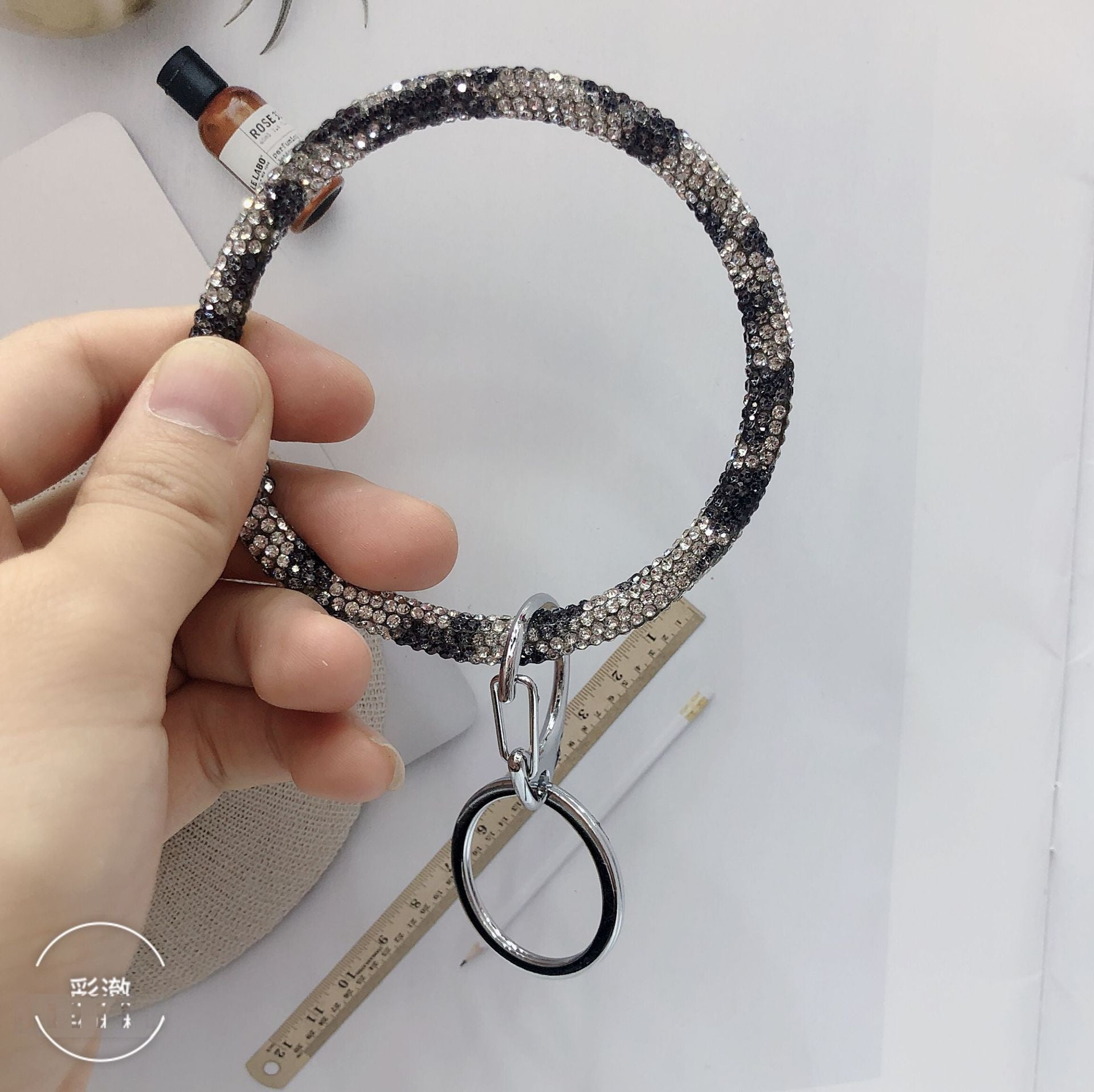 Wholesale Rhinestone Leopard Print Key Ring - Fashion Accessory for Everyday Carry