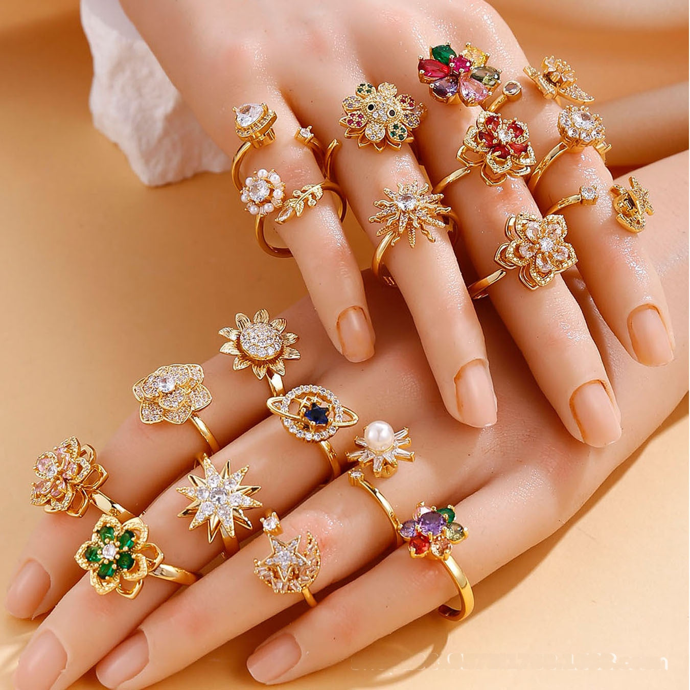 Wholesale Gold Plated Adjustable Rotating Ring Star Moon Zircon Women' s Fashion Jewelry Gift