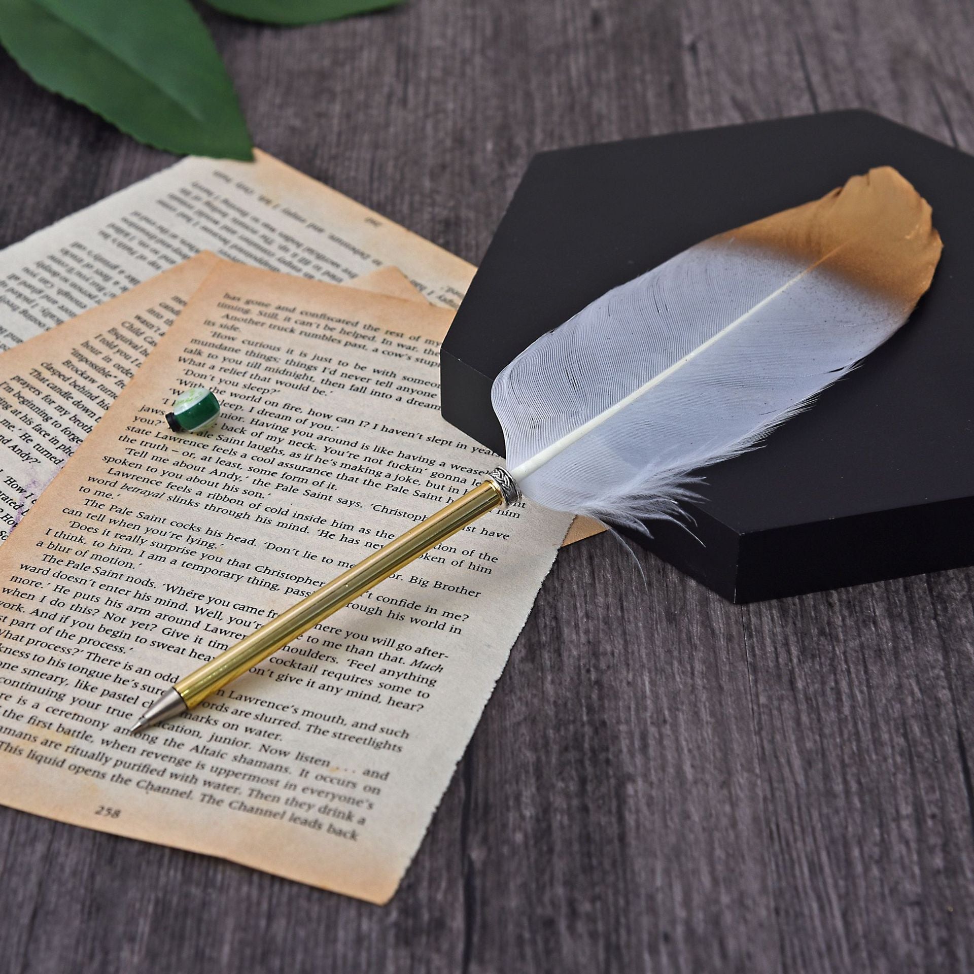 Wholesale Gold Spray Metal Feather Ballpoint Pen