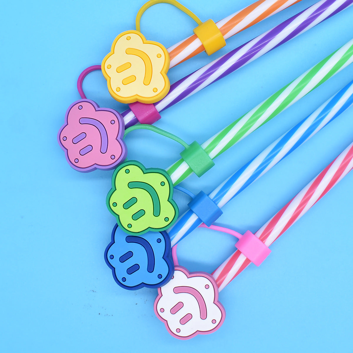 Wholesale Random 100pcs Cartoon Colorful Cloud 10mm Straw Buckle Soft Plastic Straw Decoration