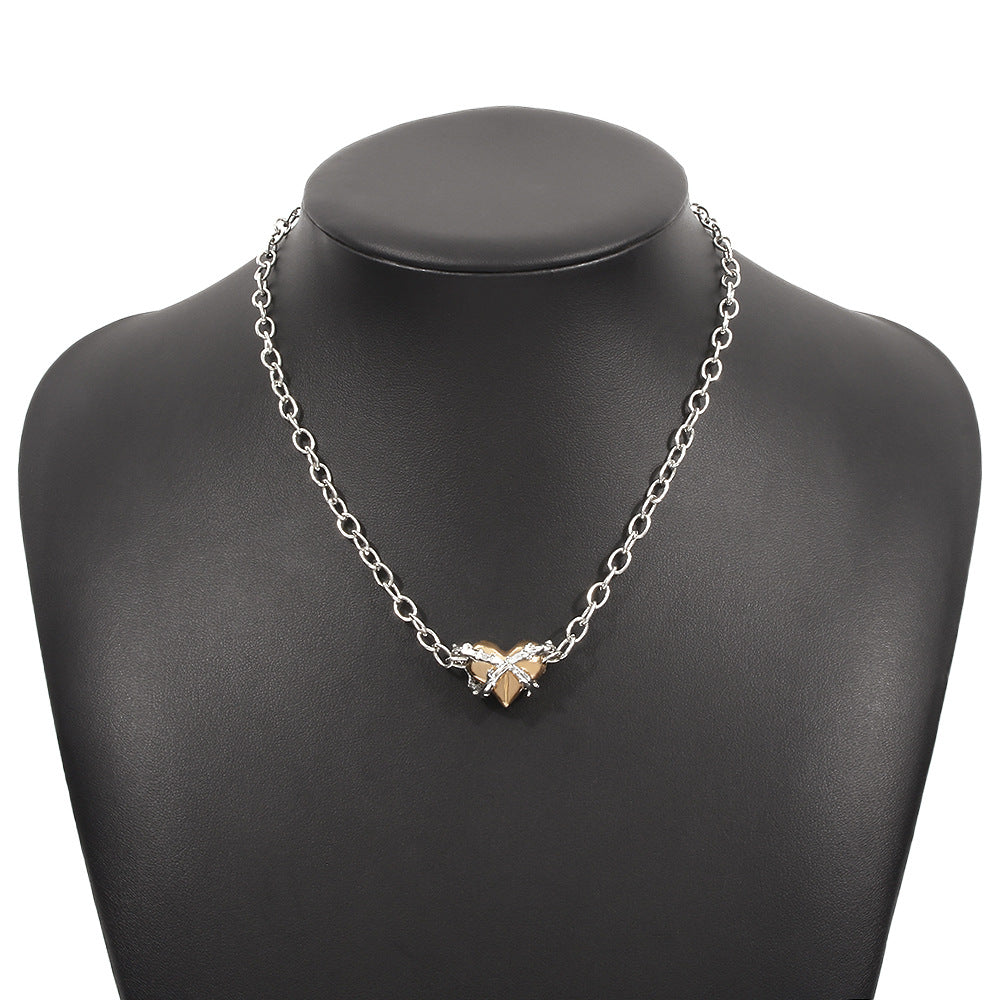 Wholesale Alloy Resin Heart Shaped Necklace ACC-NE-BP002